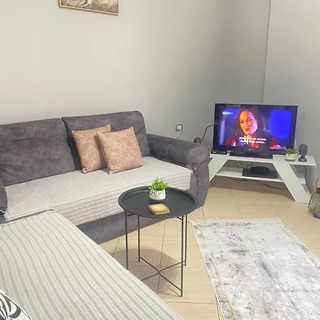 Tropical Apartament * ساراندا